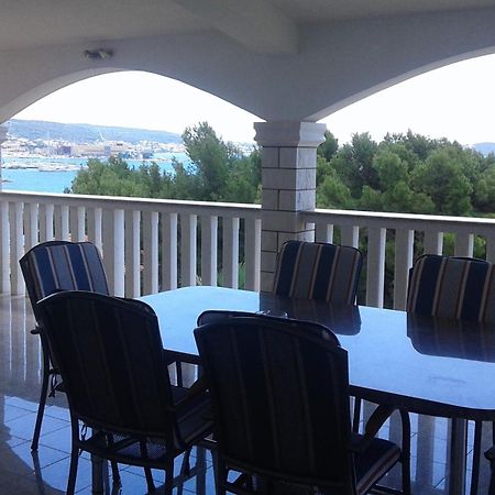 טרוגיר Villa Rosanda Apartments מראה חיצוני תמונה